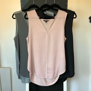 Banana republic v -neck bundle